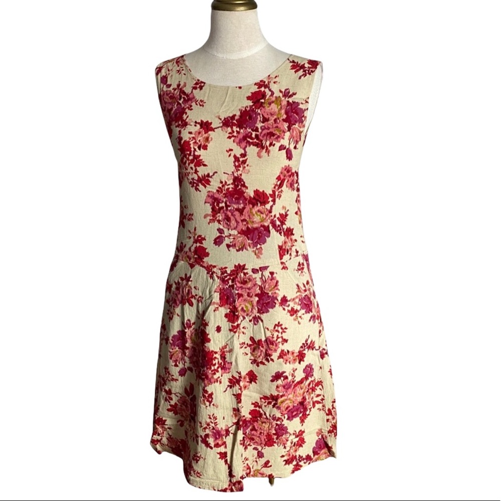 LOVELY FLORAL DRESS